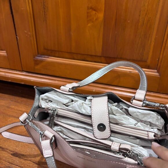 ANNE KLEIN NEW Women's Light Pink Pocketbook Scarf Crossover Beautiful Chic Bag - Picture 3 of 8